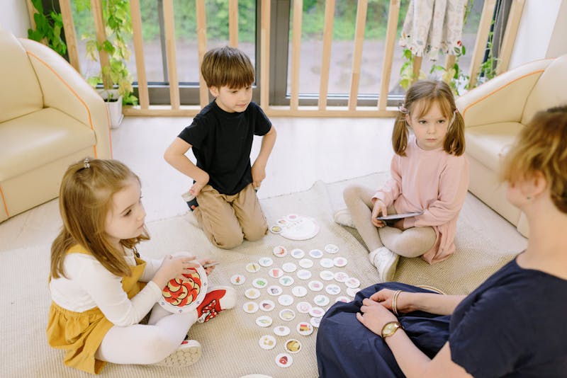 Espace jeux enfants et animations bord CORSICA linea